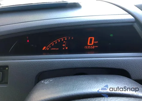 2004 Suzuki Aerio Sx z USA, uszkodzony, nr VIN JS2RC61H845253832